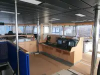 เรือบรรทุกตู้คอนเทนเนอร์ สำหรับขาย
