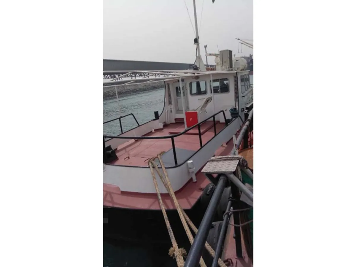เรือทำงาน สำหรับขาย