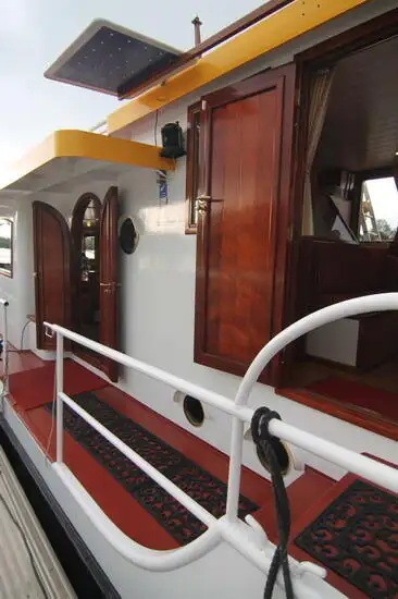 เรือสำราญ สำหรับขาย