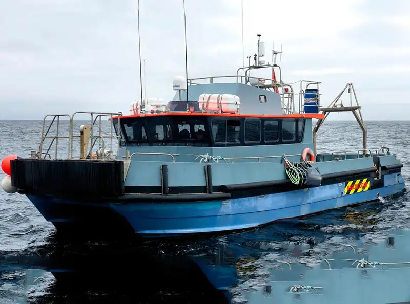 เรือบรรทุกตู้คอนเทนเนอร์ สำหรับขาย