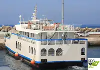 เรือขนส่งสัมภาระขึ้นฝั่งแบบมีถัง สำหรับขาย
