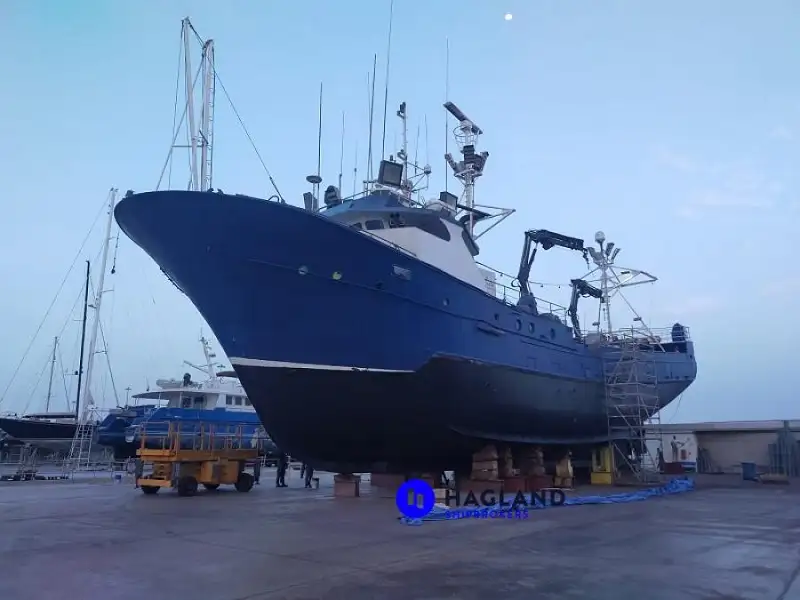 เรือลากอวนจับปลาทูน่าแบบ Longliner สำหรับขาย