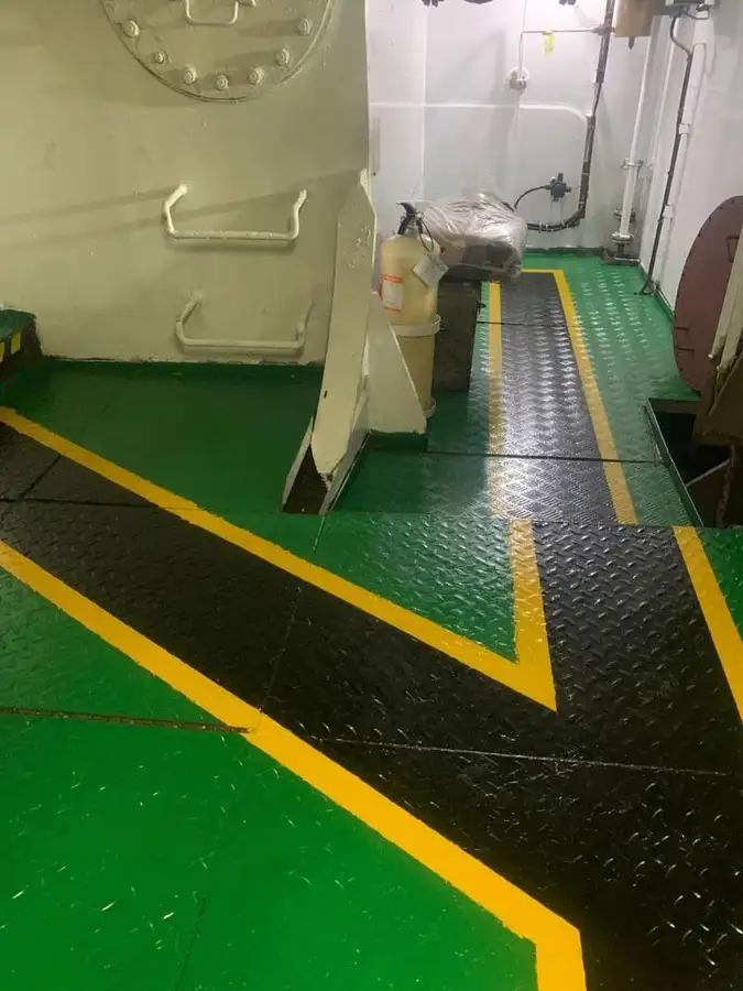 เรือขนส่งเสบียง สำหรับขาย