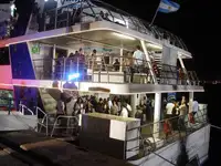 เรือสองลำ (Catamaran) สำหรับขาย
