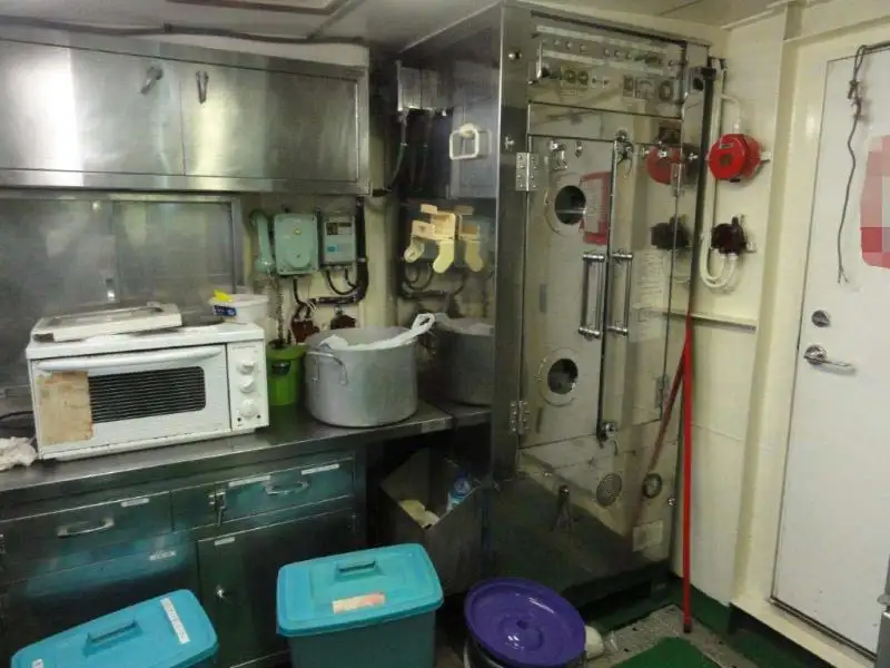 เรือขนส่งเสบียง สำหรับขาย