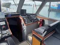 เรือนำร่อง สำหรับขาย
