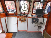 เรือนำร่อง สำหรับขาย