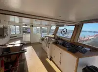 เรือบรรทุกตู้คอนเทนเนอร์ สำหรับขาย