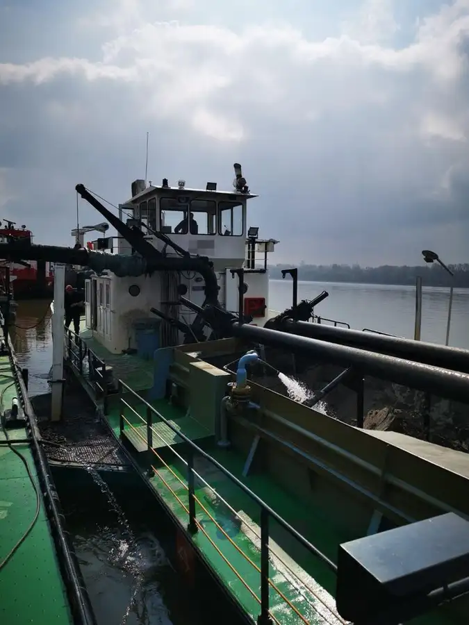 เรือขุด สำหรับขาย