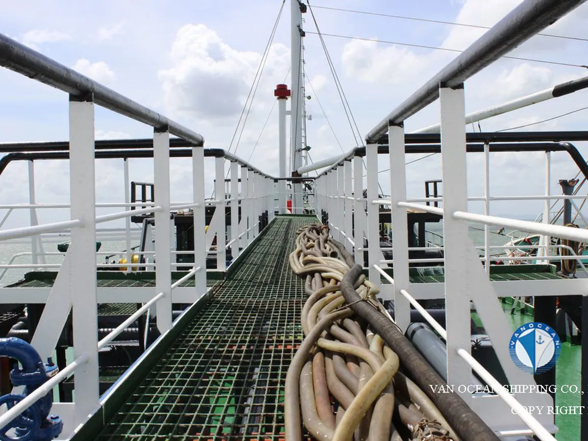 เรือบรรทุกน้ำมัน/สารเคมี สำหรับขาย