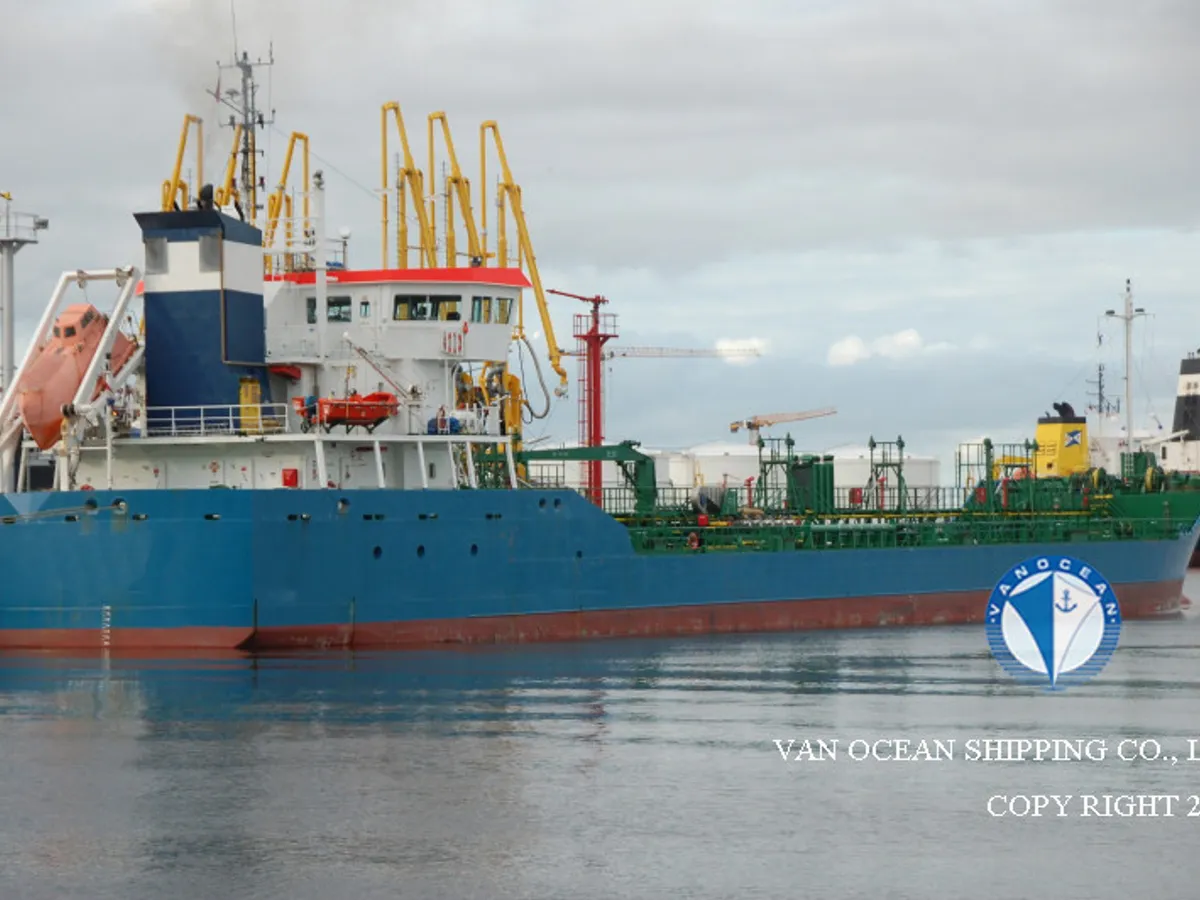 เรือบรรทุกน้ำมัน/สารเคมี สำหรับขาย