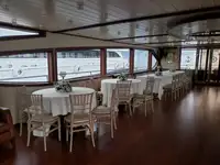 เรือสำราญ สำหรับขาย