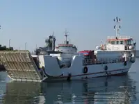 เรือบรรทุกตู้คอนเทนเนอร์ สำหรับขาย