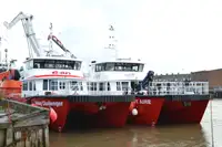 เรือสองลำ (Catamaran) สำหรับขาย