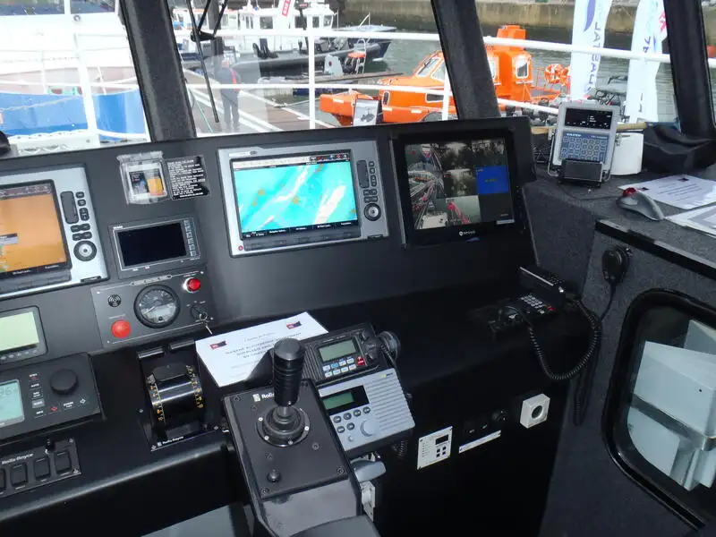 เรือสองลำ (Catamaran) สำหรับขาย