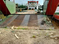 เรือขนส่งสัมภาระขึ้นฝั่งแบบมีถัง สำหรับขาย