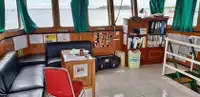 เรือขนส่งสัมภาระขึ้นฝั่งแบบมีถัง สำหรับขาย