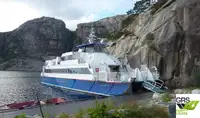 เรือสองลำ (Catamaran) สำหรับขาย
