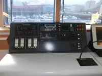 เรือบรรทุกตู้คอนเทนเนอร์ สำหรับขาย