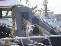 เรือบรรทุกปลาเป็น สำหรับขาย