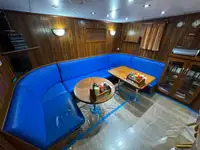 เรือบรรทุกตู้คอนเทนเนอร์ สำหรับขาย
