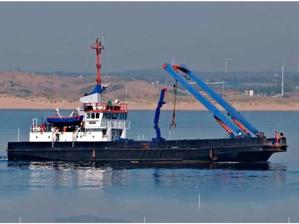 เรือทำงาน สำหรับขาย