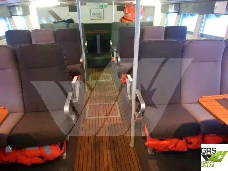 เรือบรรทุกสินค้าแบบ Ro-Ro สำหรับขาย