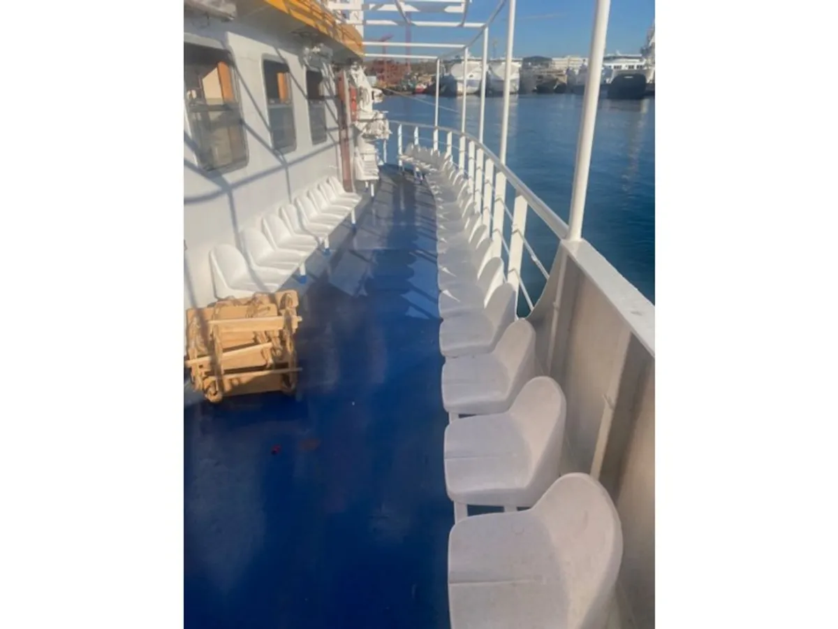 เรือโดยสาร สำหรับขาย
