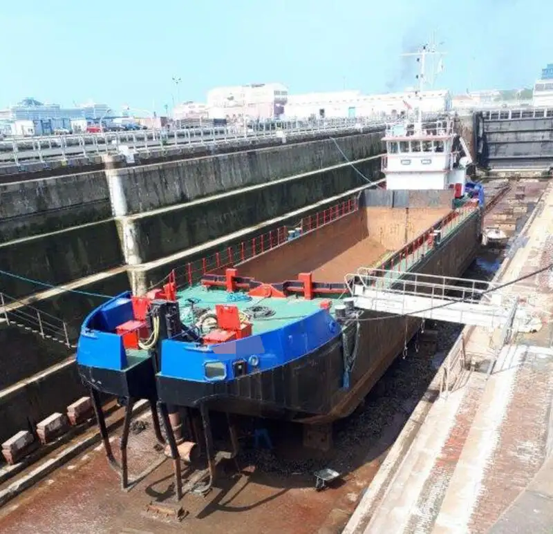 เรือบรรทุกสินค้า (Barge) สำหรับขาย