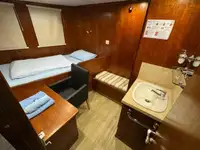 เรือบรรทุกตู้คอนเทนเนอร์ สำหรับขาย