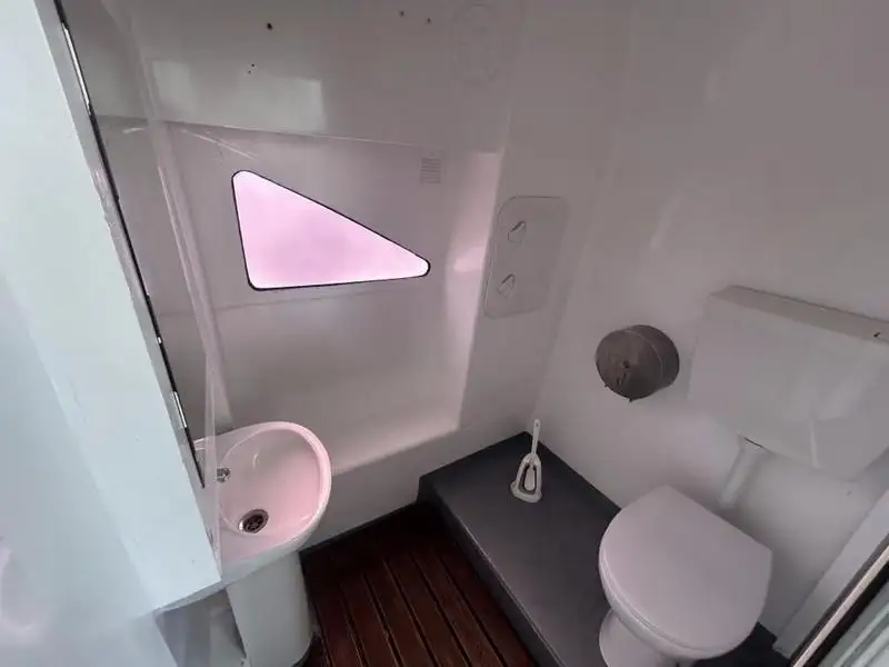 เรือสองลำ (Catamaran) สำหรับขาย