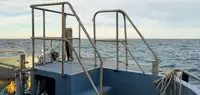 เรือบรรทุกตู้คอนเทนเนอร์ สำหรับขาย