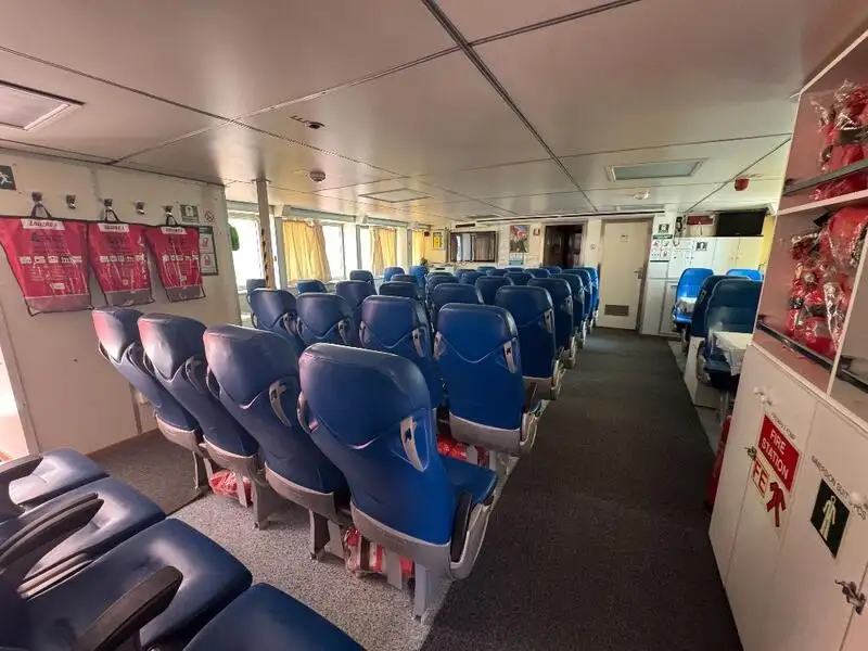 เรือสองลำ (Catamaran) สำหรับขาย