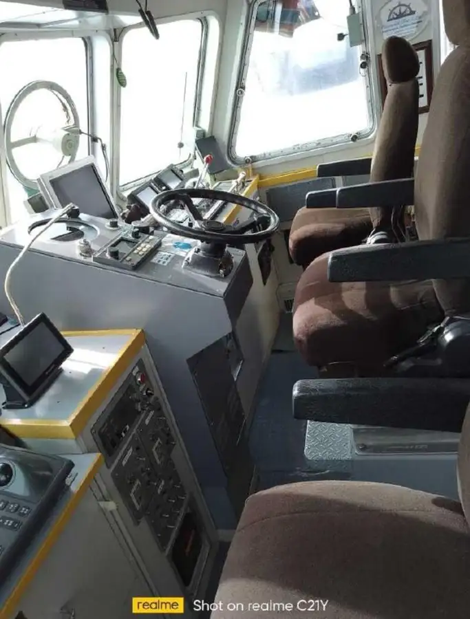 เรือนำร่อง สำหรับขาย
