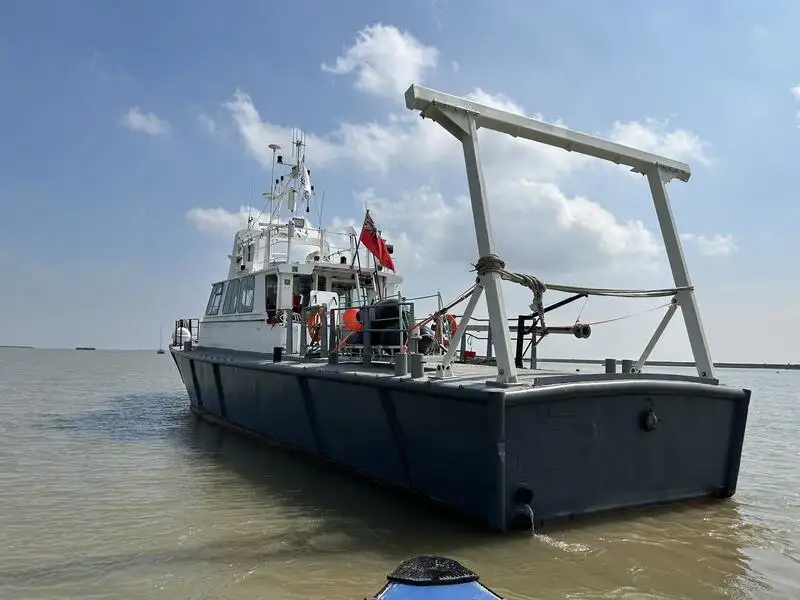 เรือสำรวจ สำหรับขาย