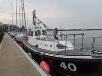 เรือนำร่อง สำหรับขาย