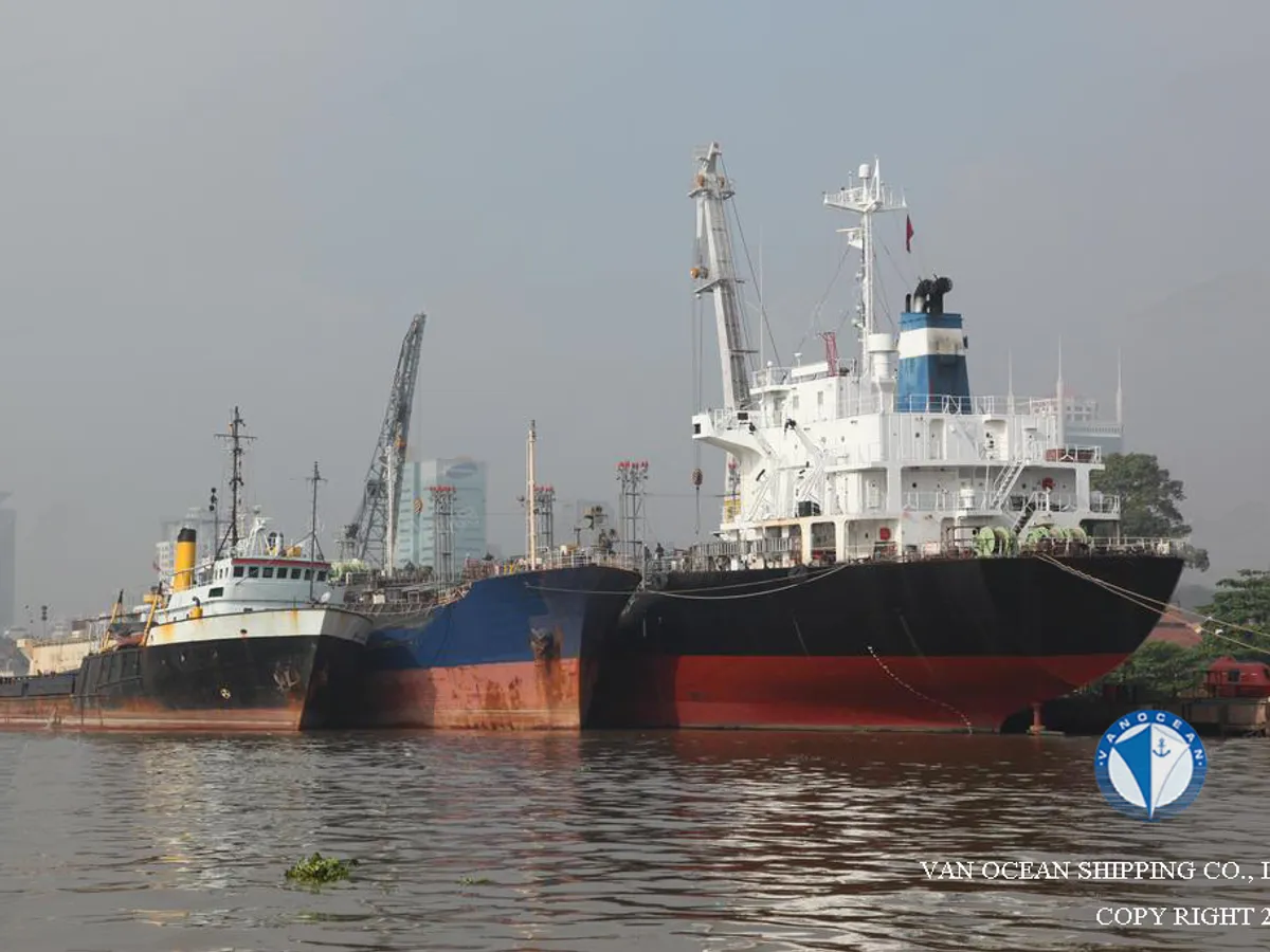 เรือบรรทุกน้ำมัน/สารเคมี สำหรับขาย