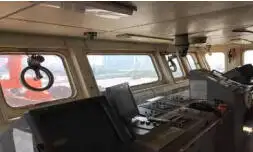 เรือขนส่งสัมภาระขึ้นฝั่งแบบมีถัง สำหรับขาย