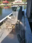 เรือขนส่งสัมภาระขึ้นฝั่งแบบมีถัง สำหรับขาย