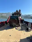 เรือขนส่งสัมภาระขึ้นฝั่งแบบมีถัง สำหรับขาย