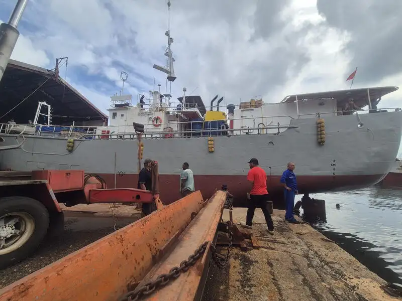 เรือลากอวนแบบ Longliner สำหรับขาย