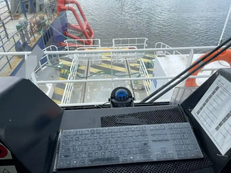 เรือบรรทุกตู้คอนเทนเนอร์ สำหรับขาย