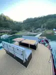 เรือขนส่งสัมภาระขึ้นฝั่งแบบมีถัง สำหรับขาย