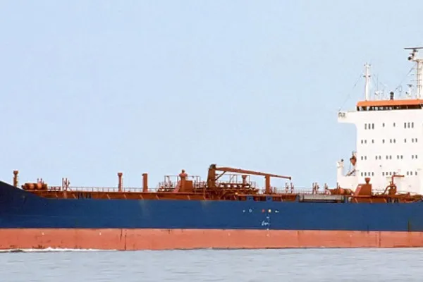 Oil/Chemical tanker for sale