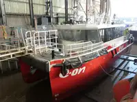 เรือสองลำ (Catamaran) สำหรับขาย