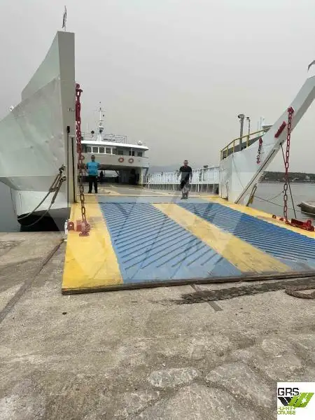 เรือบรรทุกสินค้าแบบ Ro-Ro สำหรับขาย
