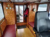 เรือนำร่อง สำหรับขาย