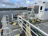 เรือบรรทุกตู้คอนเทนเนอร์ สำหรับขาย