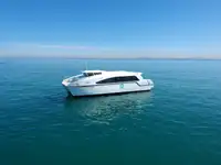 เรือสองลำ (Catamaran) สำหรับขาย