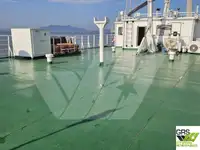 เรือขนส่งสัมภาระขึ้นฝั่งแบบมีถัง สำหรับขาย